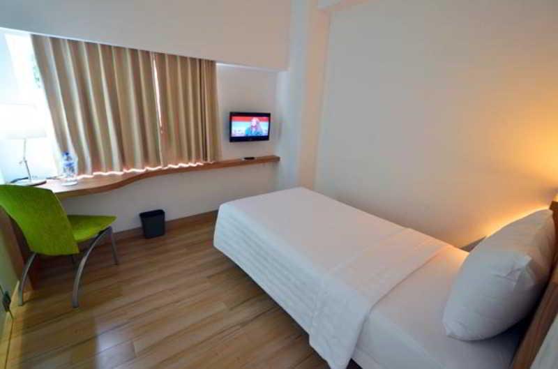 Whiz Hotel Cikini Cakarta Dış mekan fotoğraf