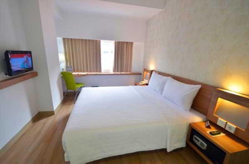 Whiz Hotel Cikini Cakarta Dış mekan fotoğraf