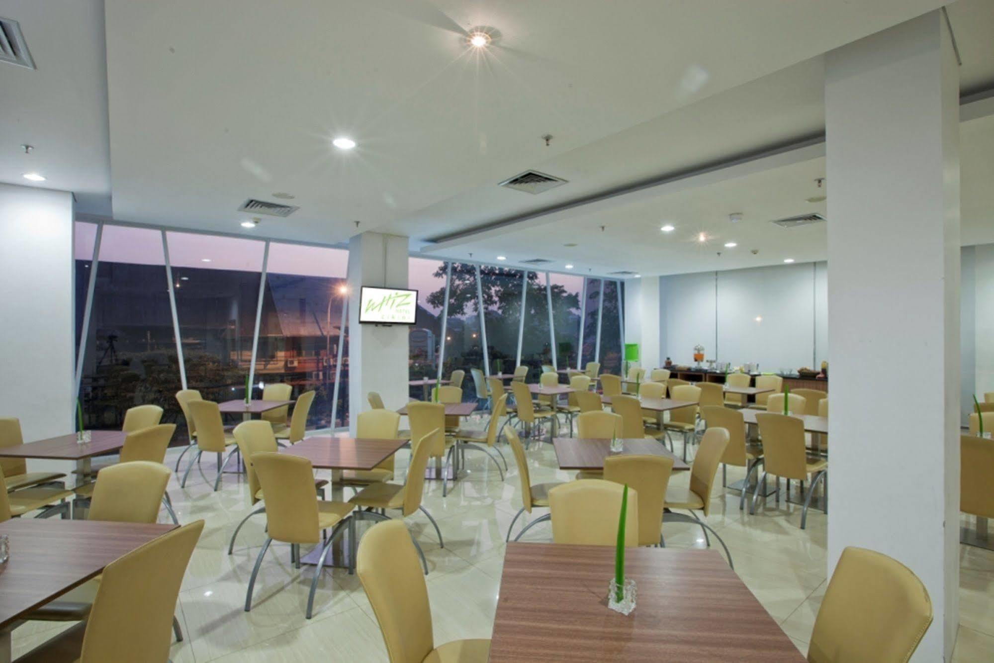 Whiz Hotel Cikini Cakarta Dış mekan fotoğraf